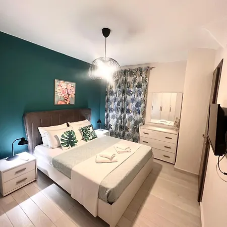 Seafront Case de vacanță Néa Péramos