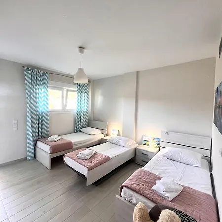 Seafront * Néa Péramos