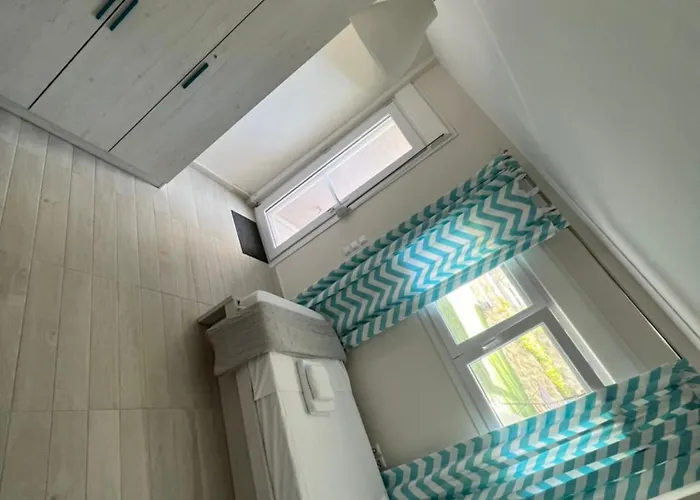 Seafront Néa Péramos